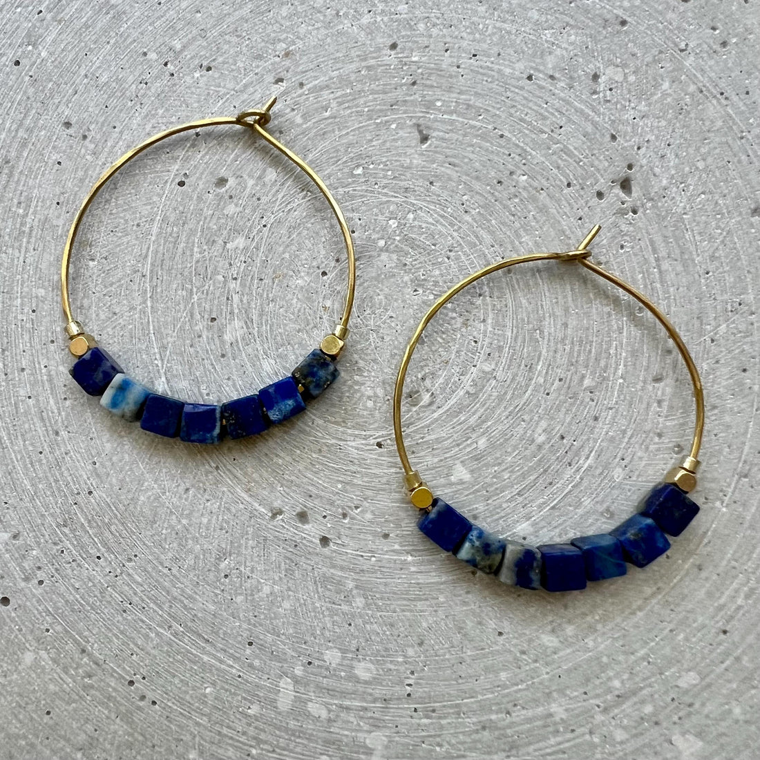 Handmade Earrings: A Touch of Elegance and Personality
